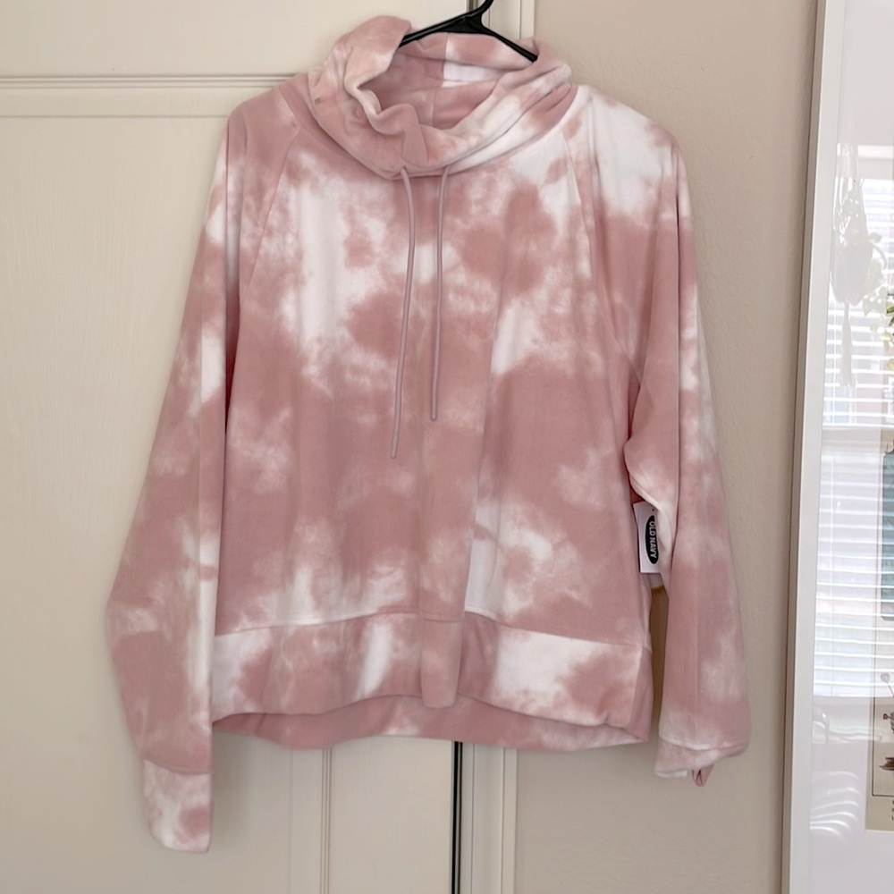 New Old Navy Active Go Warm Tie-Dye Pullover - Picture 3 of 9